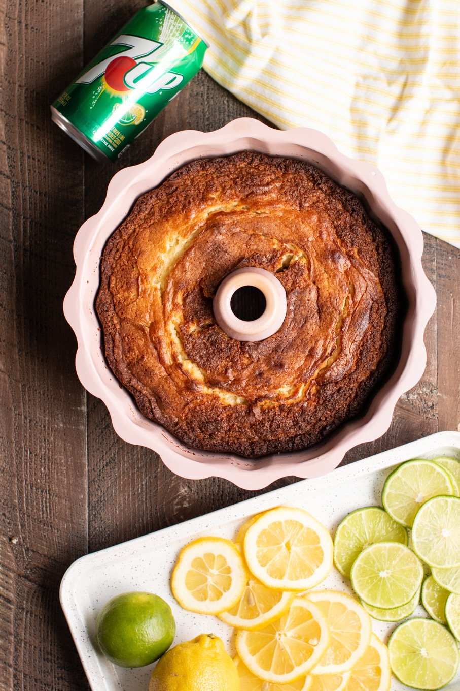 bundt cake in pink pan